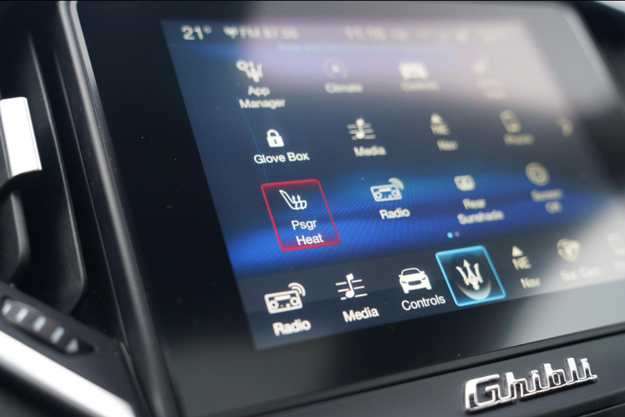 Maserati Ghibli 3.0 V6 S Q4 GranLusso | 360 camera | Schuif/kanteldak | Luxe Leder | Origineel NL |Adaptieve Cruise | Lane Assist