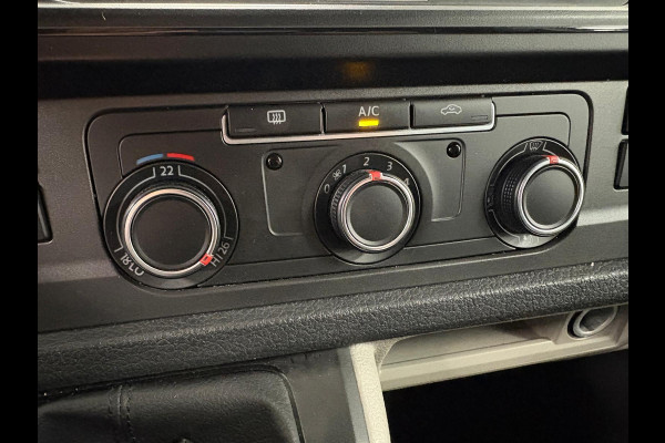 Volkswagen Transporter 2.0 TDI L2H*NAP*Cruise-Control*PDC*Trekhaak*Navi*