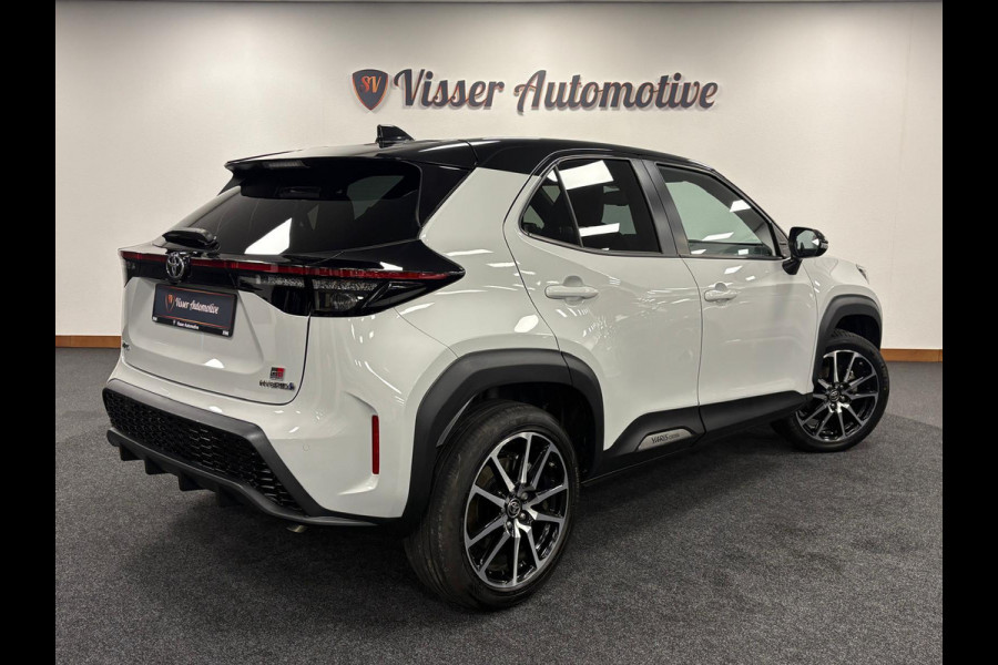 Toyota Yaris Cross 1.5 Hybrid GR Sport*Pano*Head-up*Camera*Stoelverwarming*Leder*Cruise-Control*PDC*Xenon*