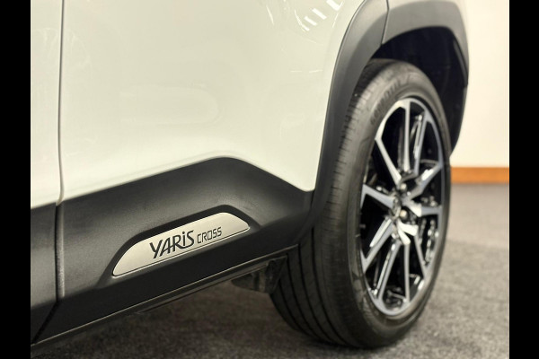 Toyota Yaris Cross 1.5 Hybrid GR Sport*Pano*Head-up*Camera*Stoelverwarming*Leder*Cruise-Control*PDC*Xenon*