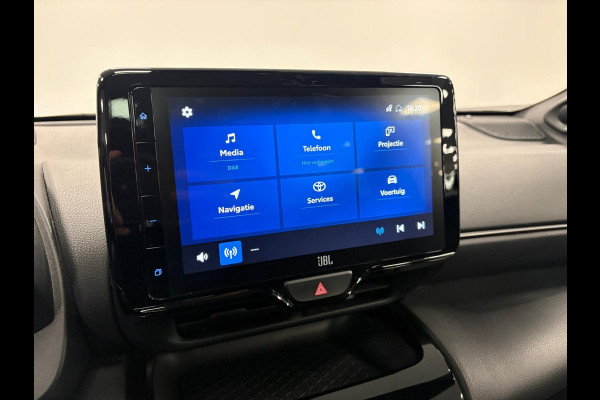 Toyota Yaris Cross 1.5 Hybrid GR Sport*Pano*Head-up*Camera*Stoelverwarming*Leder*Cruise-Control*PDC*Xenon*