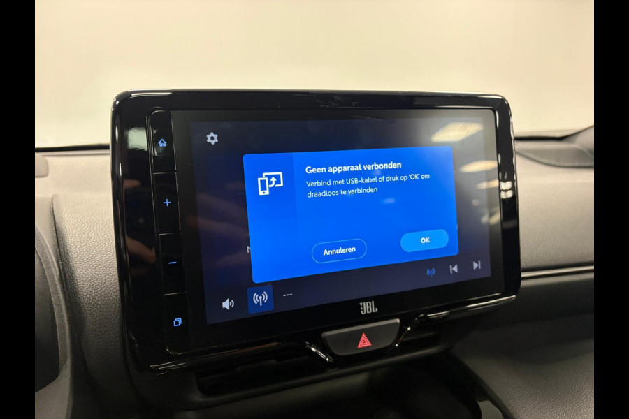 Toyota Yaris Cross 1.5 Hybrid GR Sport*Pano*Head-up*Camera*Stoelverwarming*Leder*Cruise-Control*PDC*Xenon*