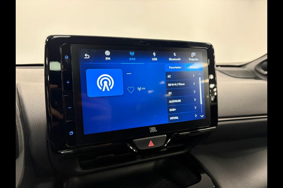 Toyota Yaris Cross 1.5 Hybrid GR Sport*Pano*Head-up*Camera*Stoelverwarming*Leder*Cruise-Control*PDC*Xenon*