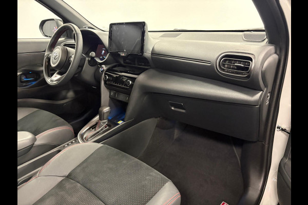 Toyota Yaris Cross 1.5 Hybrid GR Sport*Pano*Head-up*Camera*Stoelverwarming*Leder*Cruise-Control*PDC*Xenon*