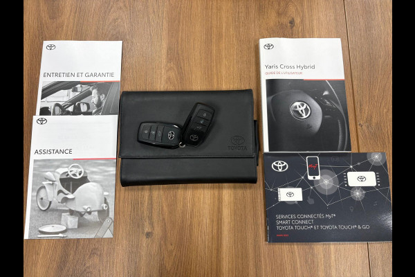 Toyota Yaris Cross 1.5 Hybrid GR Sport*Pano*Head-up*Camera*Stoelverwarming*Leder*Cruise-Control*PDC*Xenon*