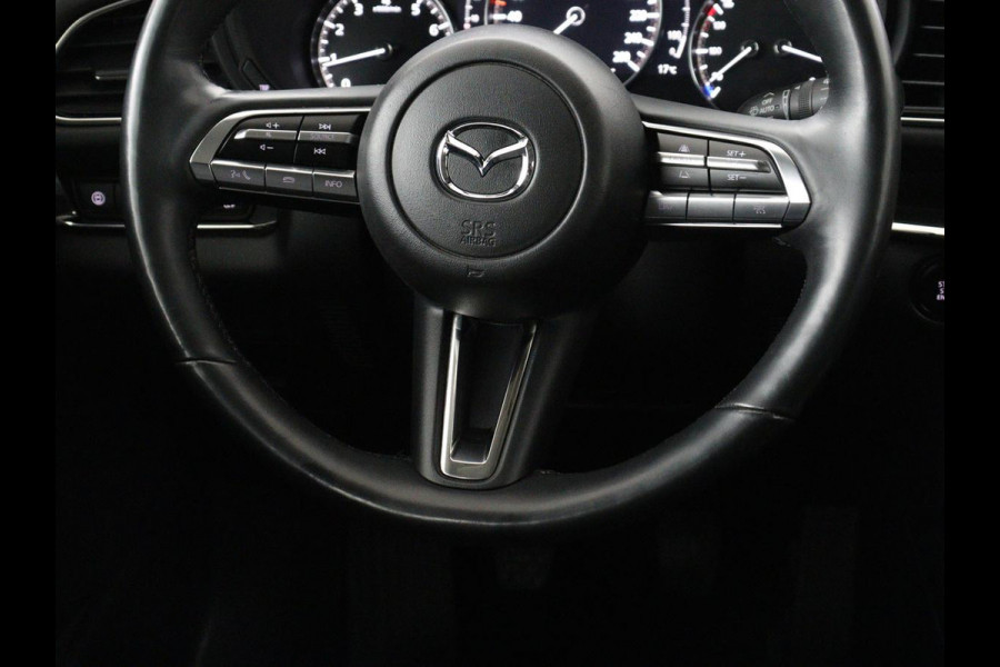 Mazda CX-30 2.0 e-SkyActiv-G M Hybrid Comfort | Stoel & stuurverwarming | Head-Up | Adaptive cruise | Camera | Carplay | Full LED | Navigatie | Climate control | Keyless | DAB