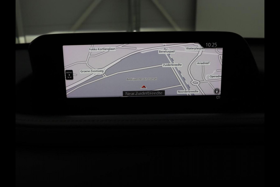 Mazda CX-30 2.0 e-SkyActiv-G M Hybrid Comfort | Stoel & stuurverwarming | Head-Up | Adaptive cruise | Camera | Carplay | Full LED | Navigatie | Climate control | Keyless | DAB