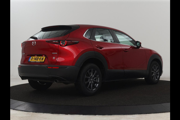 Mazda CX-30 2.0 e-SkyActiv-G M Hybrid Comfort | Stoel & stuurverwarming | Head-Up | Adaptive cruise | Camera | Carplay | Full LED | Navigatie | Climate control | Keyless | DAB