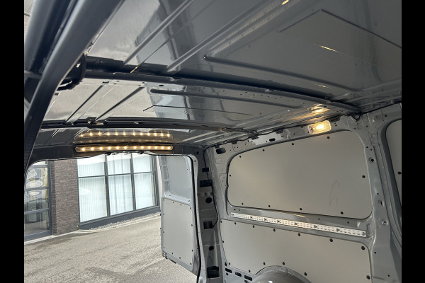 Mercedes-Benz Vito 116 CDI L3 Pro / 2500KG Trekhaak / MBUX / Camera / Navigatie / Cruise control / Airco / LMV