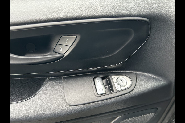 Mercedes-Benz Vito 116 CDI L3 Pro / 2500KG Trekhaak / MBUX / Camera / Navigatie / Cruise control / Airco / LMV