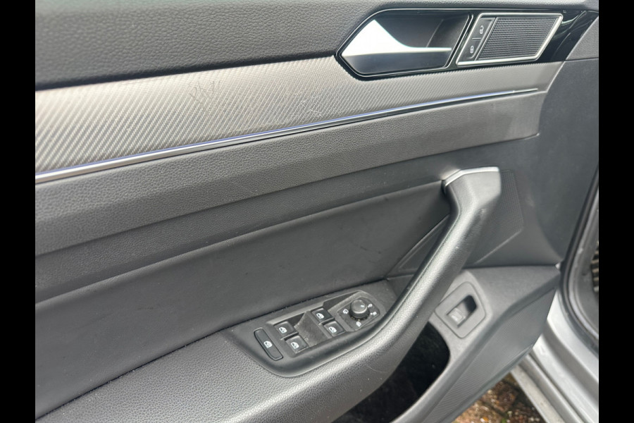 Volkswagen Arteon 1.5 TSI Business R LINE|PANO|VIRTUAL|ADAPTIVE|