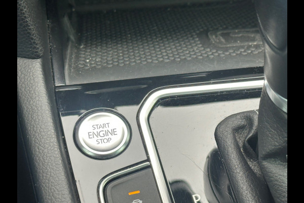 Volkswagen Arteon 1.5 TSI Business R LINE|PANO|VIRTUAL|ADAPTIVE|