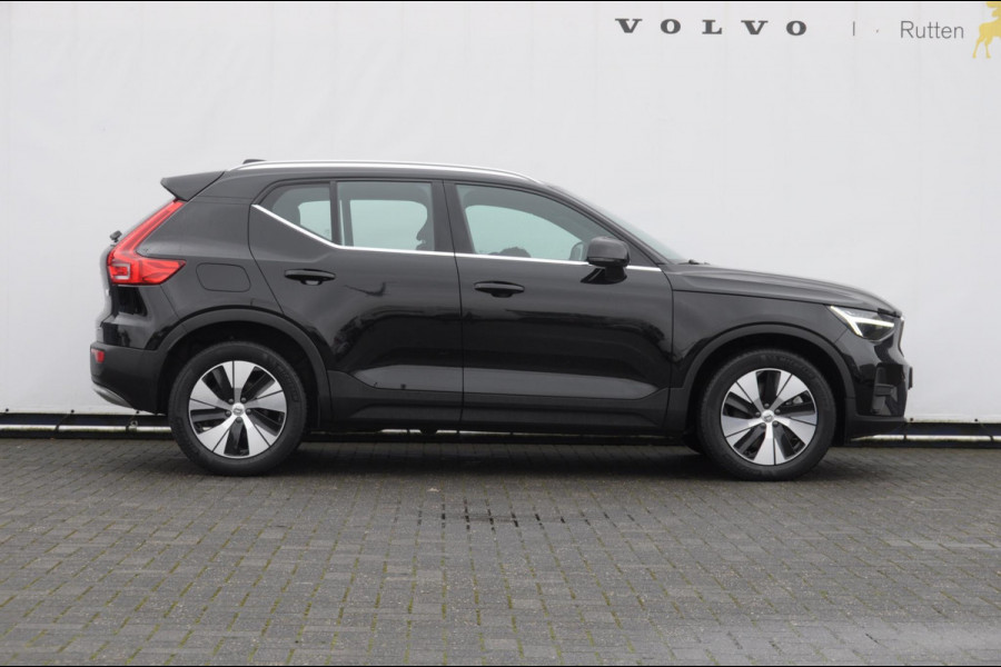 Volvo XC40 T4 211PK Automaat Plug-in hybrid Core Bright / Apple carplay / Parkeersensoren met camera / Stoelverwarming / Elektrische achterklep / Keyless entry / Parkeersensoren met camera