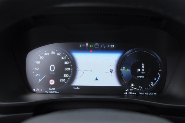 Volvo XC40 T4 211PK Automaat Plug-in hybrid Core Bright / Apple carplay / Parkeersensoren met camera / Stoelverwarming / Elektrische achterklep / Keyless entry / Parkeersensoren met camera