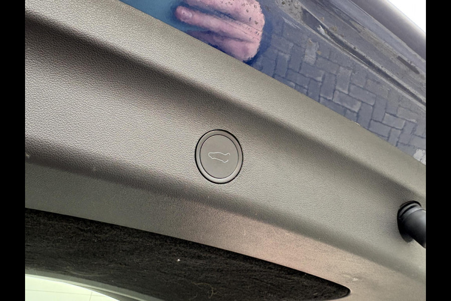 Tesla Model Y Performance AWD 75 kWh Dual Motor 535 PK | 97% SOH | Panoramadak | Autopilot |