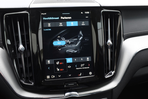 Volvo XC60 T6 350PK Automaat Plug-in Hybrid AWD Ultra Dark / Navigatie / Adaptieve Cruise control / Head Up-Display / Panorama dak / Leder / Elektrische stoelen / 360 Camera / Trekhaak / 20" Velgen