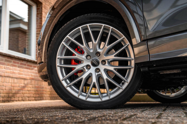 Audi Q2 40 TFSI Quattro 250 PK Aut. 3x S-Line Trekhaak Stoelverwarming Half Leder 19''