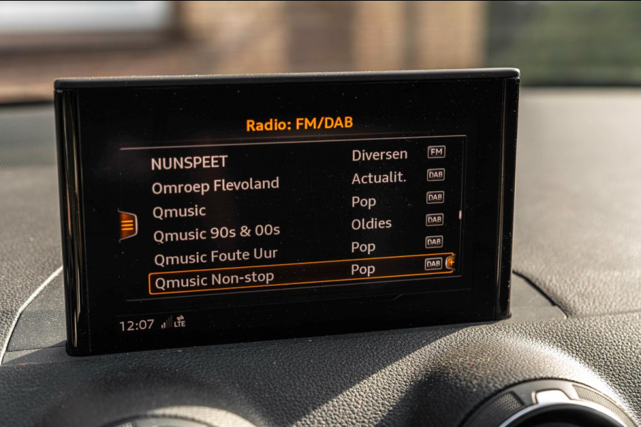 Audi Q2 40 TFSI Quattro 250 PK Aut. 3x S-Line Trekhaak Stoelverwarming Half Leder 19''