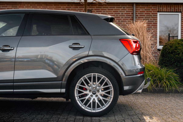 Audi Q2 40 TFSI Quattro 250 PK Aut. 3x S-Line Trekhaak Stoelverwarming Half Leder 19''