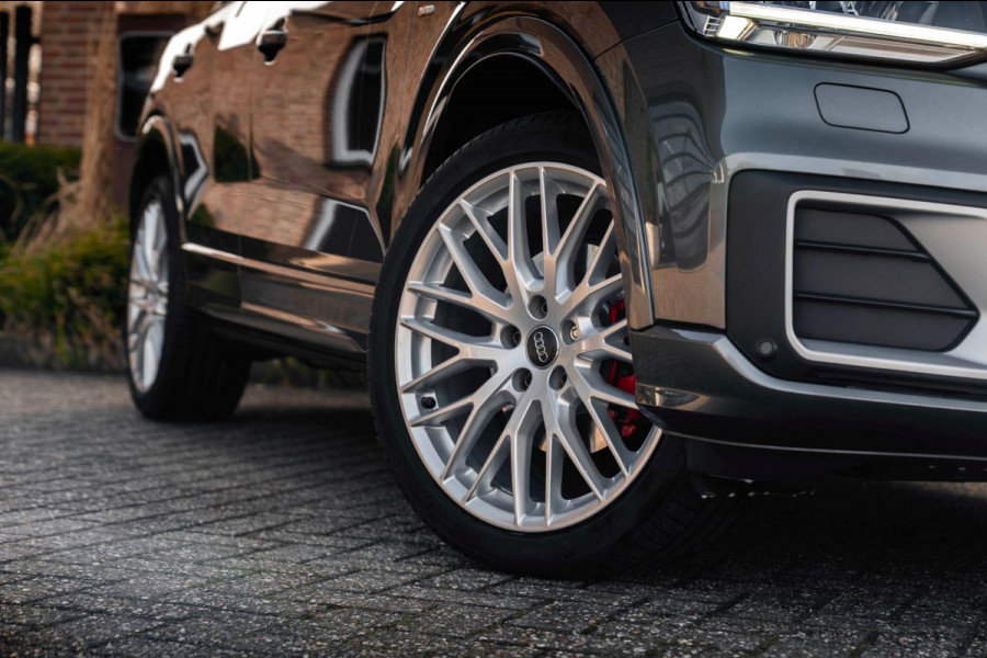 Audi Q2 40 TFSI Quattro 250 PK Aut. 3x S-Line Trekhaak Stoelverwarming Half Leder 19''
