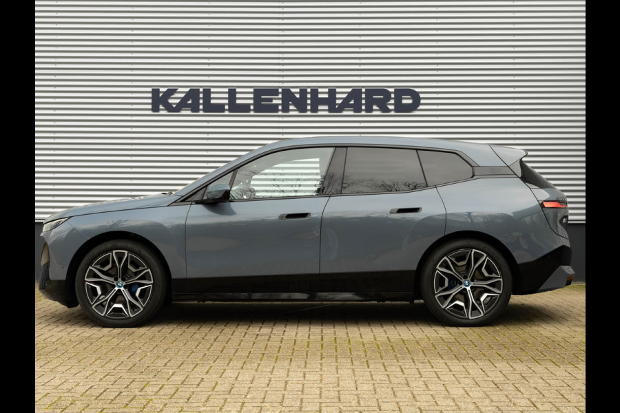 BMW iX xDrive50 - Luchtvering - Pano - Stoelventilatie - Driving Ass Prof - Head-up