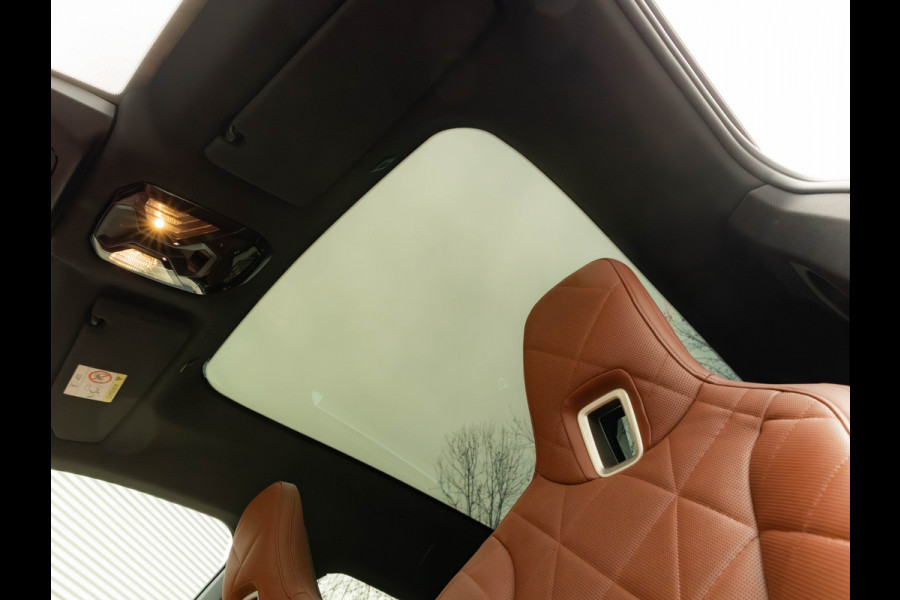 BMW iX xDrive50 - Luchtvering - Pano - Stoelventilatie - Driving Ass Prof - Head-up