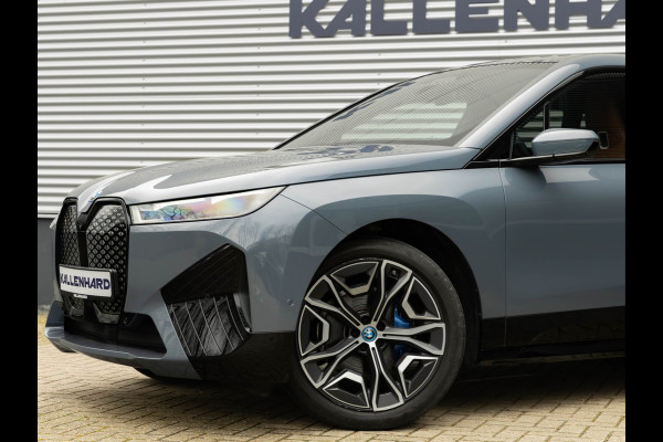 BMW iX xDrive50 - Luchtvering - Pano - Stoelventilatie - Driving Ass Prof - Head-up