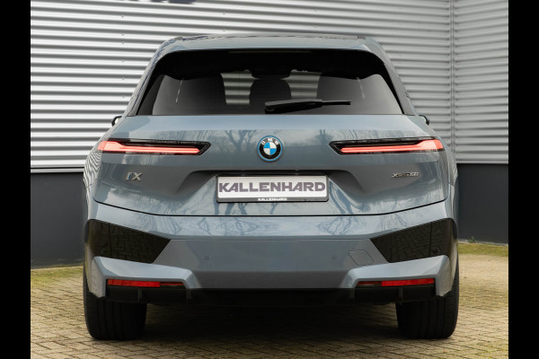BMW iX xDrive50 - Luchtvering - Pano - Stoelventilatie - Driving Ass Prof - Head-up