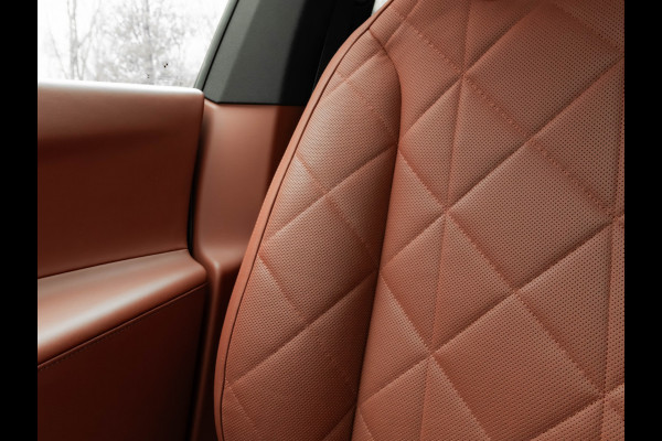 BMW iX xDrive50 - Luchtvering - Pano - Stoelventilatie - Driving Ass Prof - Head-up