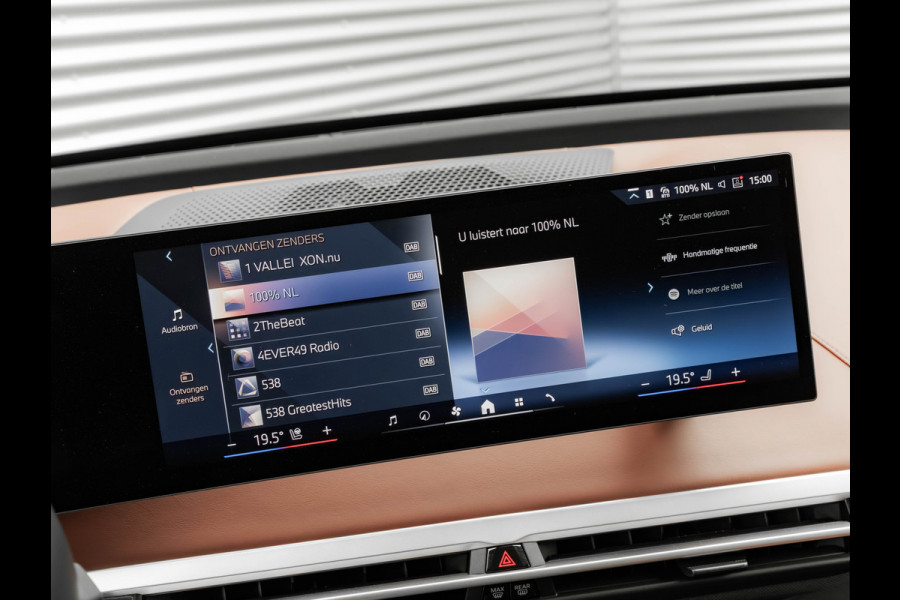 BMW iX xDrive50 - Luchtvering - Pano - Stoelventilatie - Driving Ass Prof - Head-up