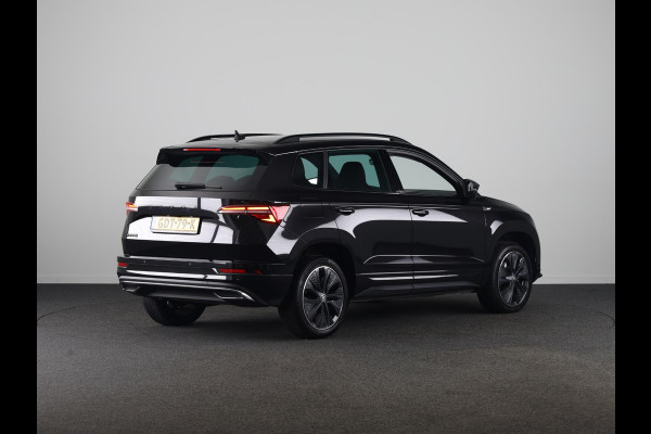 Škoda Karoq 1.5 TSI Sportline Business 150pk | Dode hoek sensoren | Adaptive Cruise Control | Elektrische achterklep |