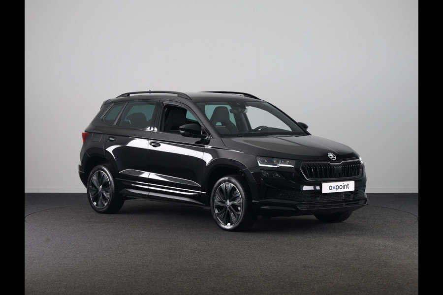Škoda Karoq 1.5 TSI Sportline Business 150pk | Dode hoek sensoren | Adaptive Cruise Control | Elektrische achterklep |