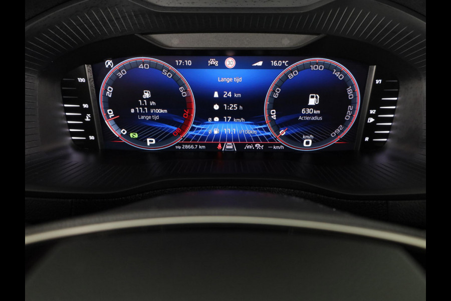 Škoda Karoq 1.5 TSI Sportline Business 150pk | Dode hoek sensoren | Adaptive Cruise Control | Elektrische achterklep |