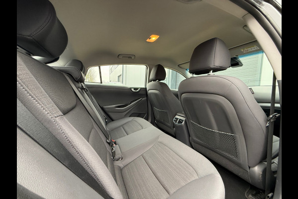 Hyundai IONIQ 1.6 GDi Comfort / AUTOMAAT / CAMERA / NAP