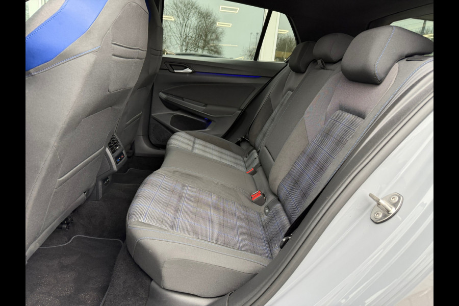Volkswagen Golf 1.4 eHybrid GTE 245 Pk / Navi / Climate / Sfeerverlichting / Cruise, Camera Full Led.