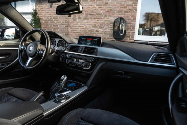 BMW 4 Serie Gran Coupé 418i Executive Edition 136 PK | M-Pakket | Carbon Zwart | Schuifdak | Camera | 18''