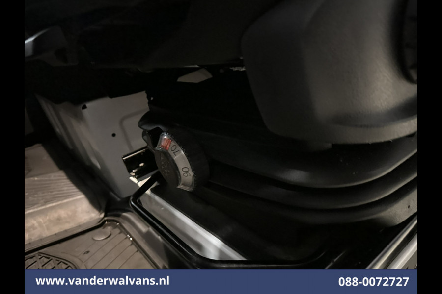 Mercedes-Benz Sprinter 317 CDI 170pk L3H2 Euro6 Airco | Camera | Apple Carplay | Cruisecontrol Android Auto, Stoelverwarming, Parkeersensoren, Bijrijdersbank, 3500kg Trekhaak, Chauffeursstoel
