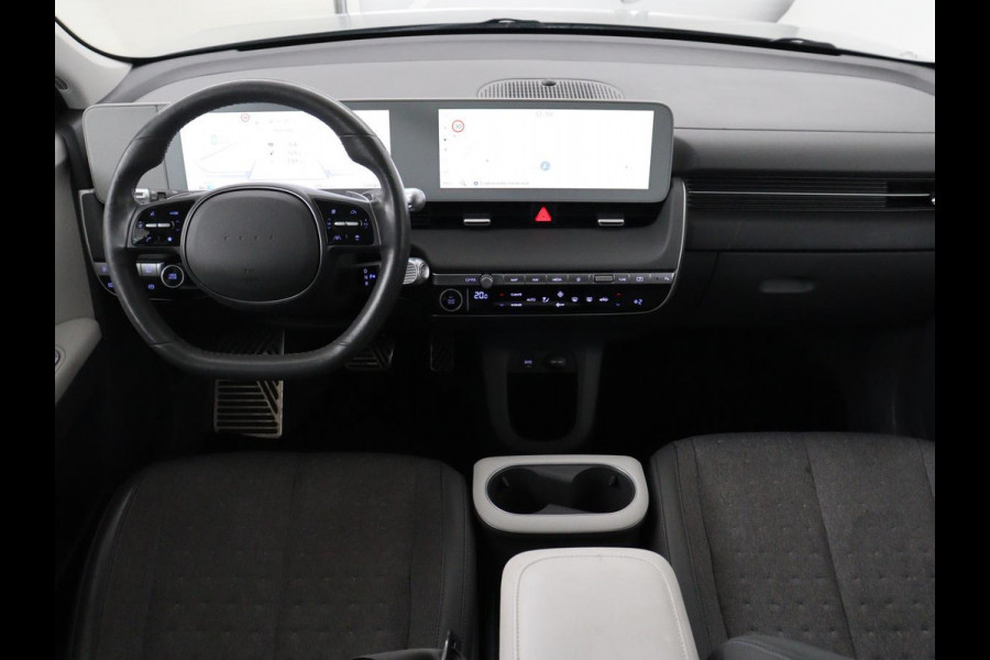 Hyundai IONIQ 5 Connect 58 kWh | SOH 100% | Stoelverwarming | Adaptive cruise | Bose Sound | Camera | Carplay | Half leder | Vehicle-to-load | Keyless | Navigatie | Full LED
