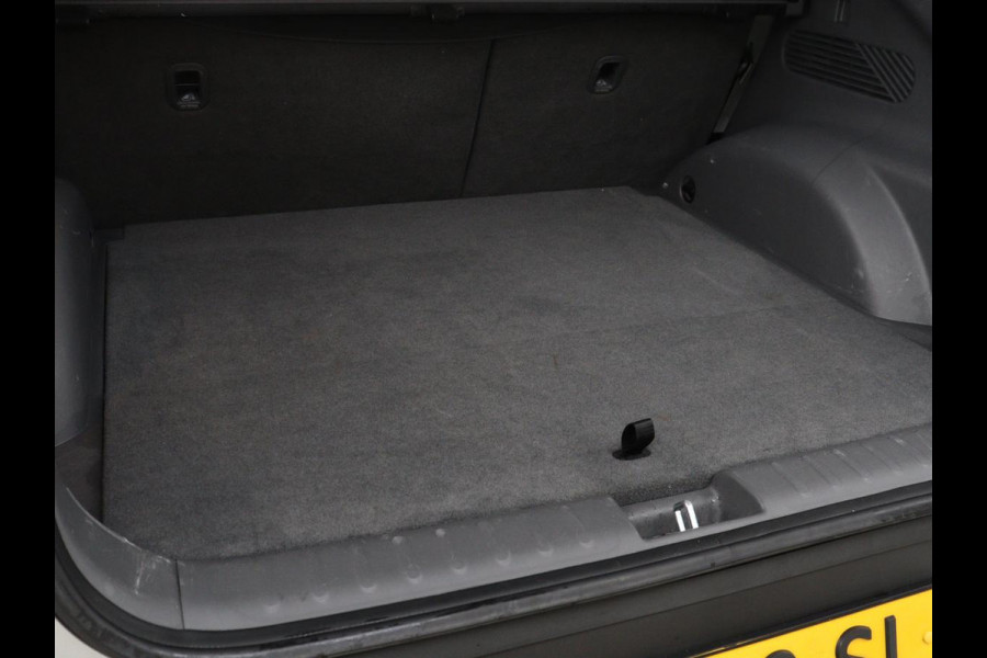 Hyundai IONIQ 5 Connect 58 kWh | SOH 100% | Stoelverwarming | Adaptive cruise | Bose Sound | Camera | Carplay | Half leder | Vehicle-to-load | Keyless | Navigatie | Full LED