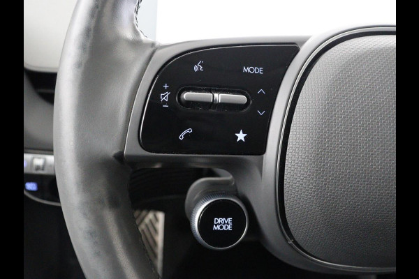 Hyundai IONIQ 5 Connect 58 kWh | SOH 100% | Stoelverwarming | Adaptive cruise | Bose Sound | Camera | Carplay | Half leder | Vehicle-to-load | Keyless | Navigatie | Full LED