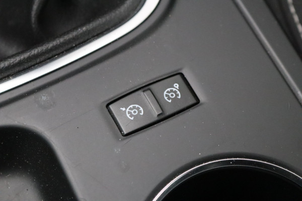 Renault Mégane 1.3 TCe 116PK Limited Trekhaak/Navigatie/Camera/Stoelverwaring/Cruise-control