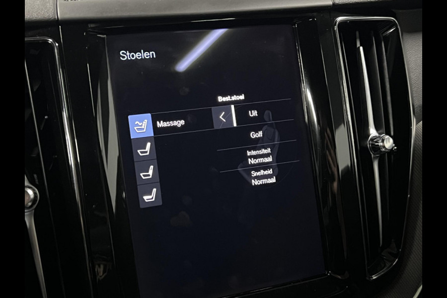 Volvo XC60 2.0 Recharge T8 AWD R-Design Trekhaak | Open dak | Massage | Cruise control | Stoel ventilatie | 360 camera | Stoel-/stuurverwarming | Head-up | Memory seats