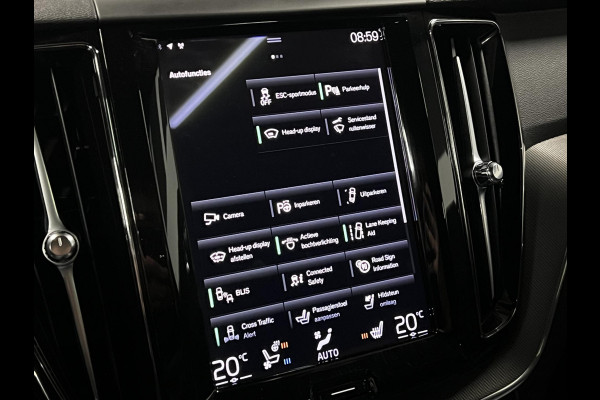 Volvo XC60 2.0 Recharge T8 AWD R-Design Trekhaak | Open dak | Massage | Cruise control | Stoel ventilatie | 360 camera | Stoel-/stuurverwarming | Head-up | Memory seats