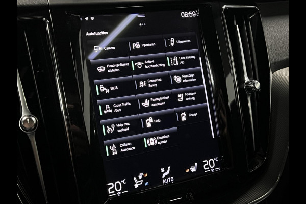 Volvo XC60 2.0 Recharge T8 AWD R-Design Trekhaak | Open dak | Massage | Cruise control | Stoel ventilatie | 360 camera | Stoel-/stuurverwarming | Head-up | Memory seats