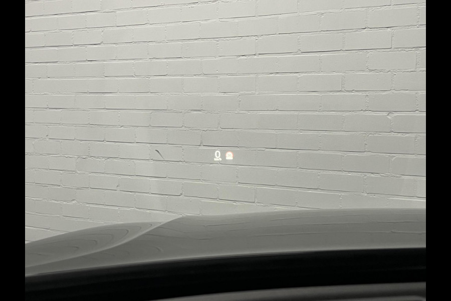 Volvo XC60 2.0 Recharge T8 AWD R-Design Trekhaak | Open dak | Massage | Cruise control | Stoel ventilatie | 360 camera | Stoel-/stuurverwarming | Head-up | Memory seats