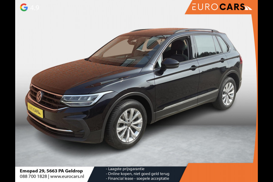 Volkswagen Tiguan 1.5 TSI 150pk DSG Life Panoramadak Navigatie d.m.v. Apple Carplay Android Auto Parkeersensoren Adaptive Cruise Control Stoel- en stuurverwarming Ledverlichting Getinte ramen Climate Control