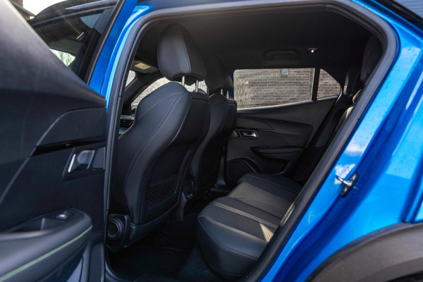 Peugeot 2008 1.2 PureTech GT-line 131 PK Aut. Adaptive Trekhaak i-3D Cockpit Camera Keyless LED 17''