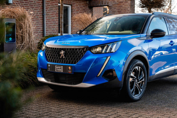Peugeot 2008 1.2 PureTech GT-line 131 PK Aut. Adaptive Trekhaak i-3D Cockpit Camera Keyless LED 17''