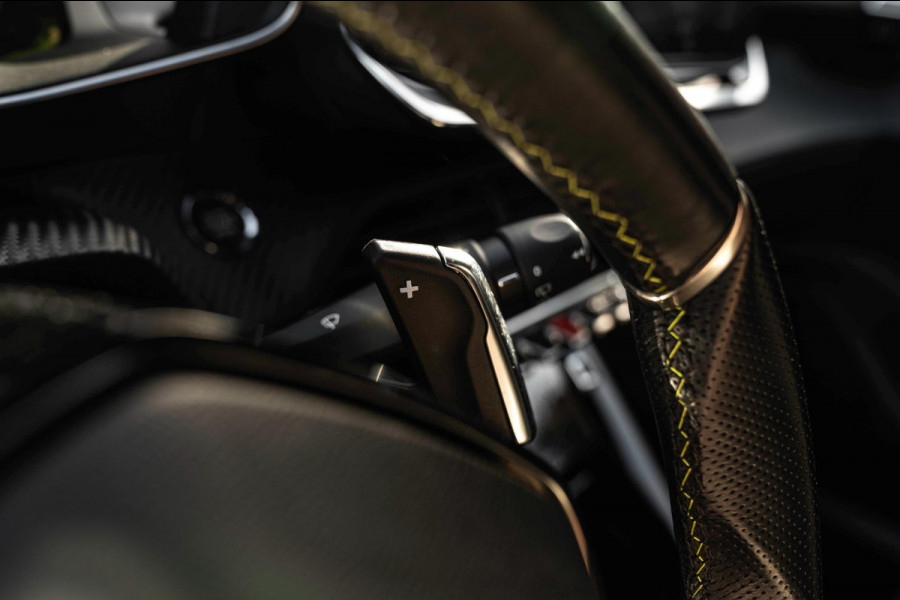 Peugeot 2008 1.2 PureTech GT-line 131 PK Aut. Adaptive Trekhaak i-3D Cockpit Camera Keyless LED 17''