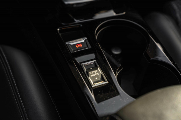 Peugeot 2008 1.2 PureTech GT-line 131 PK Aut. Adaptive Trekhaak i-3D Cockpit Camera Keyless LED 17''